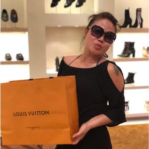 Meet your Posher, Nina